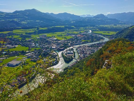 Suchen Sie ein Übersetzungsbüro in Hallein? Übersetzer Übersetzungsbüro Hallein