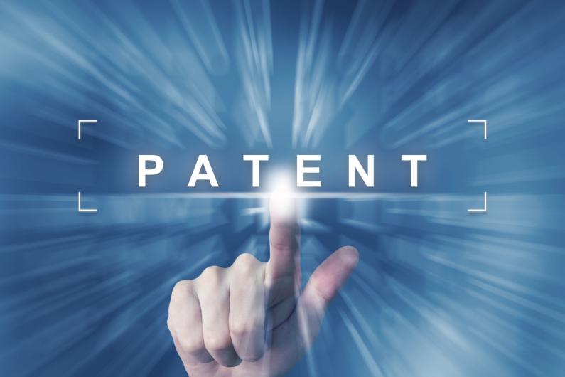 Patentübersetzung: Definition und Besonderheiten, die man kennen sollte Wen sollte man mit der Übersetzung eines Patents beauftragen?